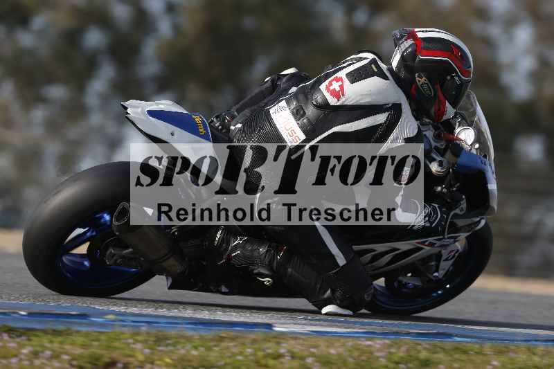 /Archiv-2024/01 26.-28.01.2024 Moto Center Thun Jerez/Gruppe rot-red/backside